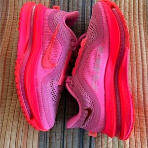Nike Pegasus Premium Hyper Pink Women Sz 7